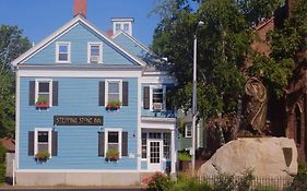 Stepping Stone Inn